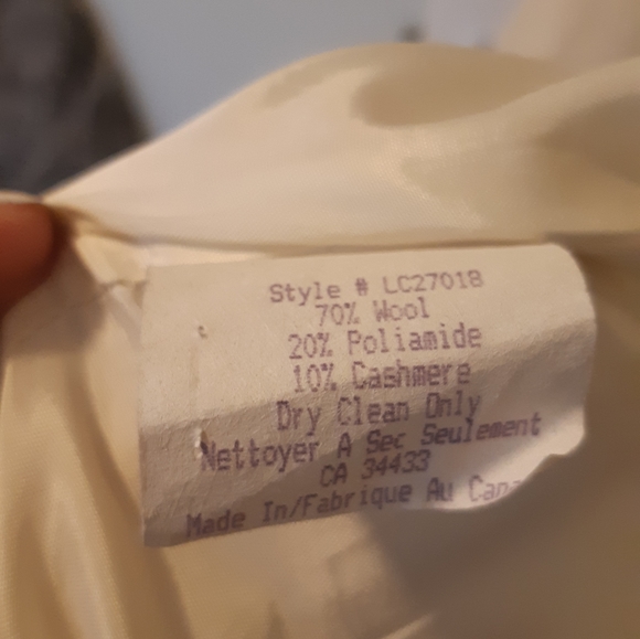 Beautuful White long coat - Picture 6 of 10